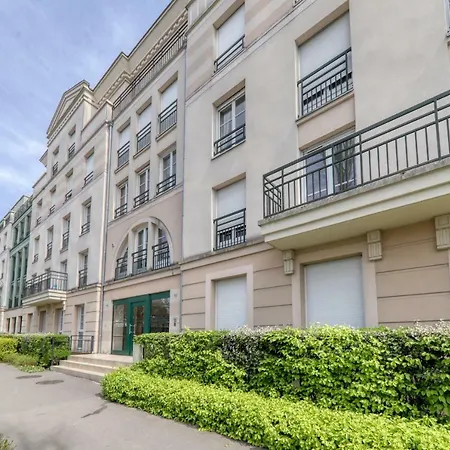 Le Garonne Apartmán Serris